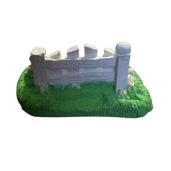 Easter Spring Set Of 5 Hand Painted Bunny Figurines Mini Fence Decor Rabbit - Picture 8 of 15